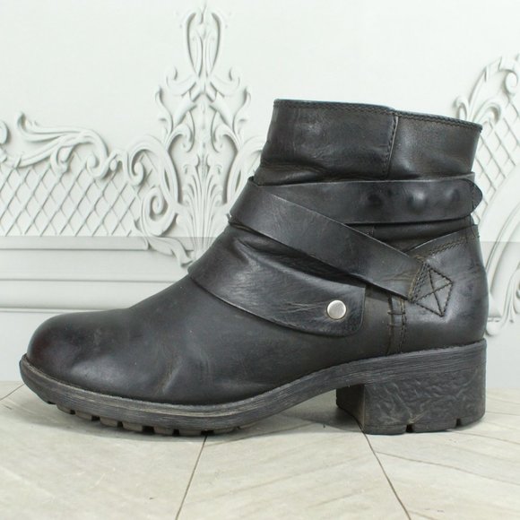 Clarks Shoes - Clarks Artisan Mansi Calla Black Leather Side Zip Heeled Ankle Boots Size 9.5 M